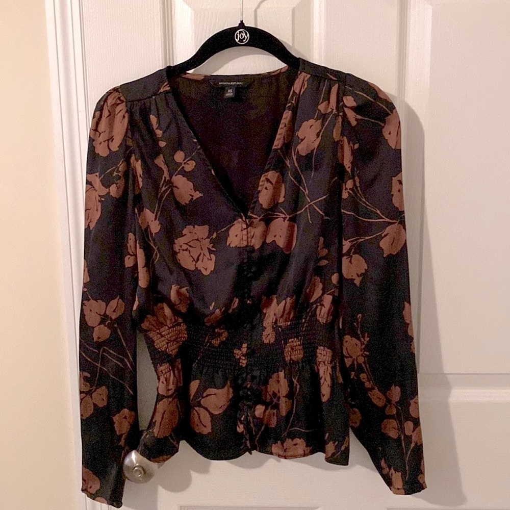 New Without Tags Banana Republic Floral Blouse